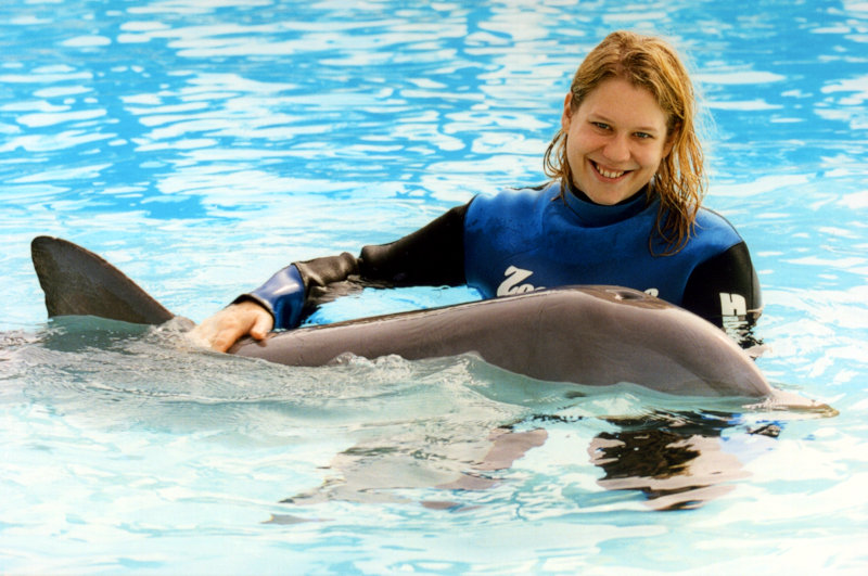 Heather and Hamlet the dolphin in 2001