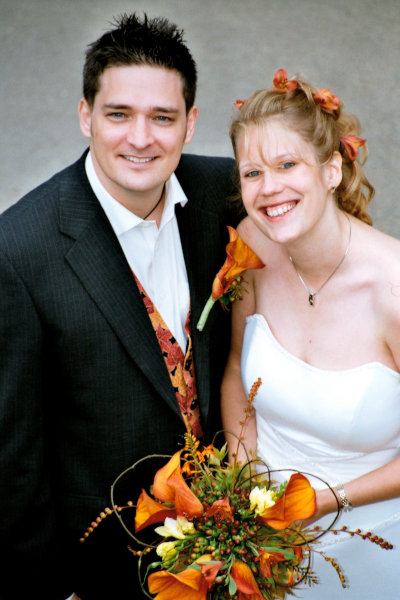 Steve and Heather get married in 2005