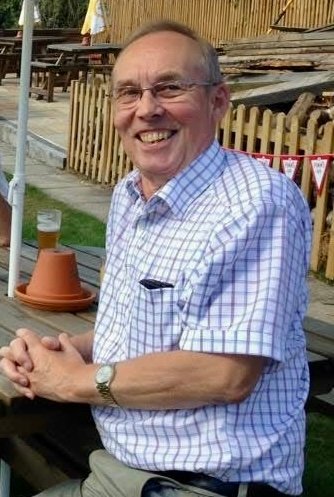 (Dr Peter) Ian Pull