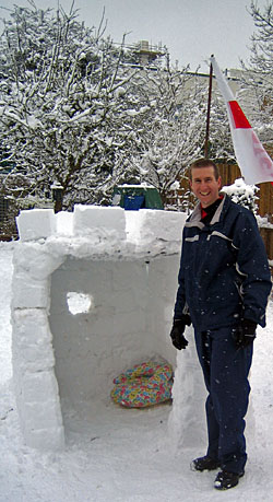 Andrew Lewis, snow fortress architect