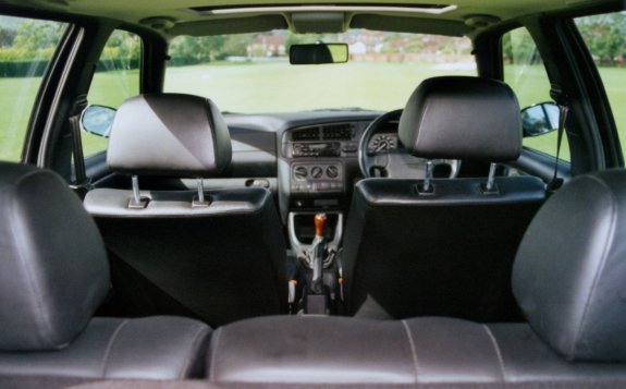 interior - view CD bootchanger