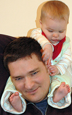 ooh, Daddy's ear ooh, Daddy's ear