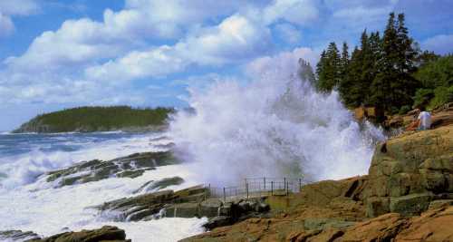 Thunder Hole (postcard 'cos it wasn't performing like this when we were there)