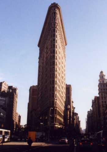 the (oft photographed) flat iron building (and who am I to go against tradition)